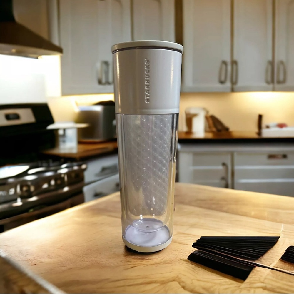 2012 Starbucks Tumbler to Go Tumbler Cold Push Pull (Hard to Find) 16 oz